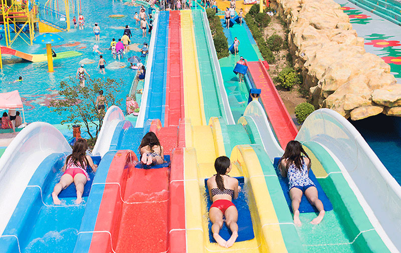 Rainbow slide head first racer mat