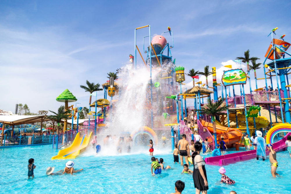 Guangdong H-Fun Supplied Water Park Tubes And Racer Mats To Water Park ...